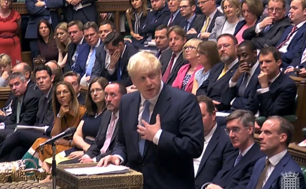 Tân Thủ tướng Anh Boris Johnson phát biểu trong cuộc họp Hạ viện ở thủ đô London ngày 25/7/2019. (Ảnh: AFP/TTXVN)