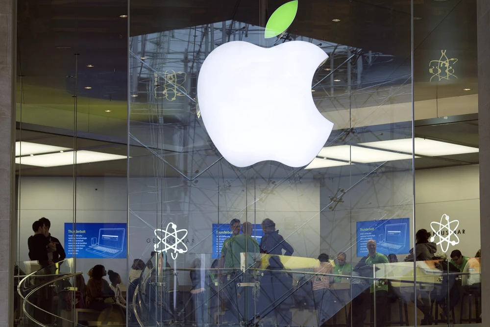 Apple khẳng định là công ty trả thuế nhiều nhất thế giới, . (Ảnh: AFP/TTXVN)