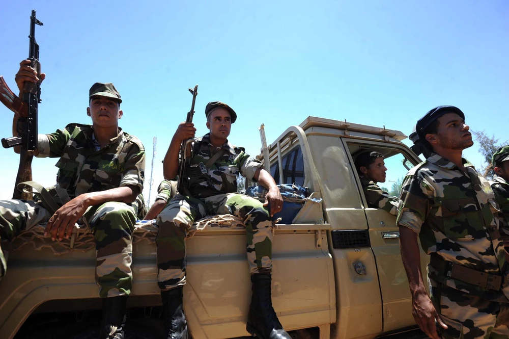 Binh sỹ quân đội Algeria tại thành phố Tindouf. (Ảnh: AFP/TTXVN)