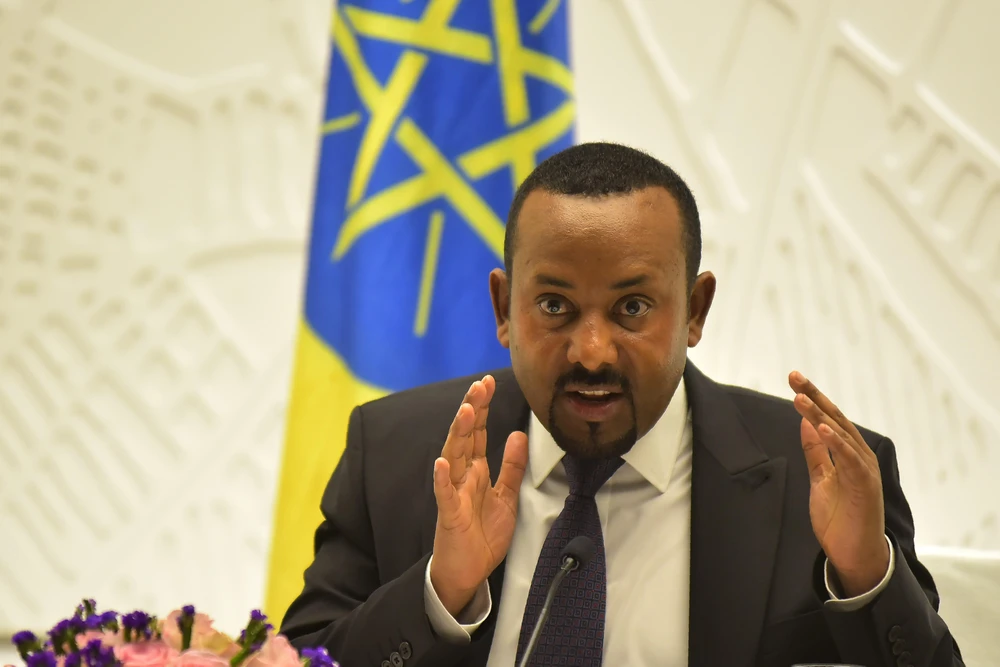 Thủ tướng Ethiopia Abiy Ahmed phát biểu tại cuộc họp báo ở thủ đô Addis Ababa ngày 1/8/2019. (Ảnh: AFP/TTXVN)