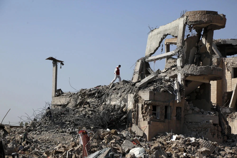 Cảnh tàn phá sau các cuộc không kích tại Dhamar, Yemen, ngày 4/9. (Ảnh: THX/TTXVN)