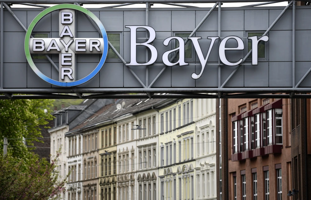 Biểu tượng Bayer tại nhà máy ở Wuppertal, miền tây nước Đức, ngày 23/4/2019. (Ảnh: AFP/TTXVN)