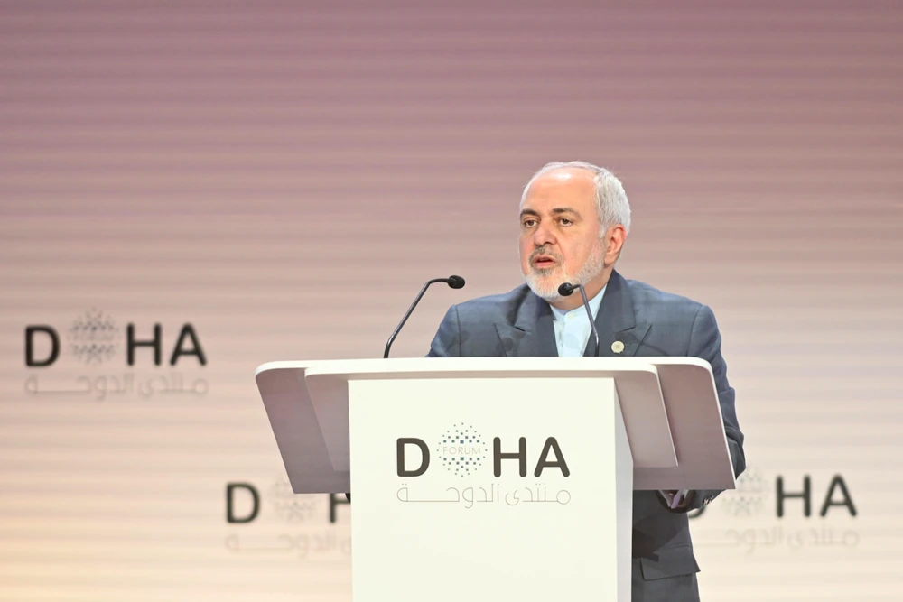 Ngoại trưởng Iran Mohammad Javad Zarif phát biểu tại diễn đàn Doha ở Qatar ngày 15/12/2019. (Ảnh: AFP/TTXVN)