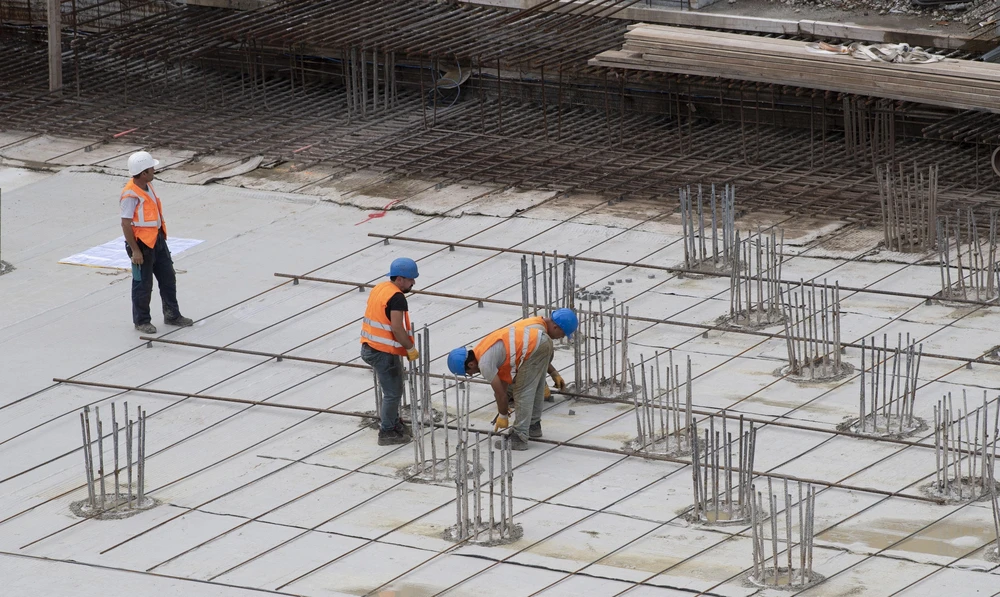 Công nhân làm việc tại công trường xây dựng ở Stuttgart, tây nam nước Đức, ngày 13/8/2019. (Ảnh: AFP/TTXVN)