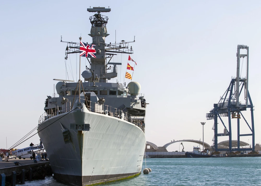 Tàu chiến HMS Montrose của Hải quân Hoàng gia Anh. (Ảnh: AFP/ TTXVN)