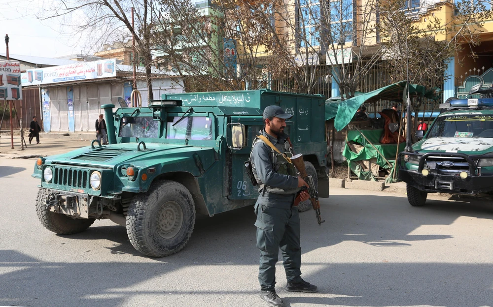 Nhân viên an ninh Afghanistan tại thủ đô Kabul. (Ảnh: THX/TTXVN)