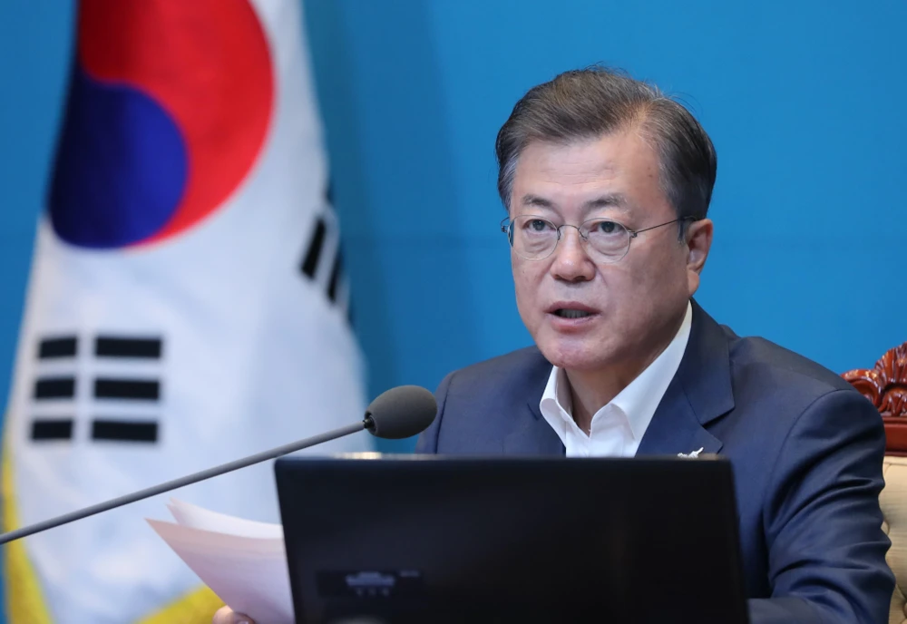 Tổng thống Hàn Quốc Moon Jae-in phát biểu trong một cuộc họp tại Seoul, Hàn Quốc ngày 27/4/2020. (Ảnh: Yonhap/TTXVN)