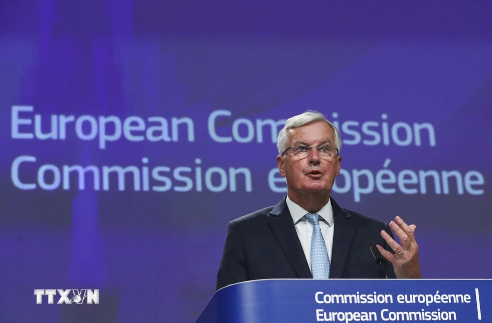 Trưởng đoàn đàm phán thương mại hậu Brexit của EU Michel Barnier phát biểu tại cuộc họp báo ở Brussels, Bỉ ngày 21/8/2020. (Ảnh: AFP/TTXVN)