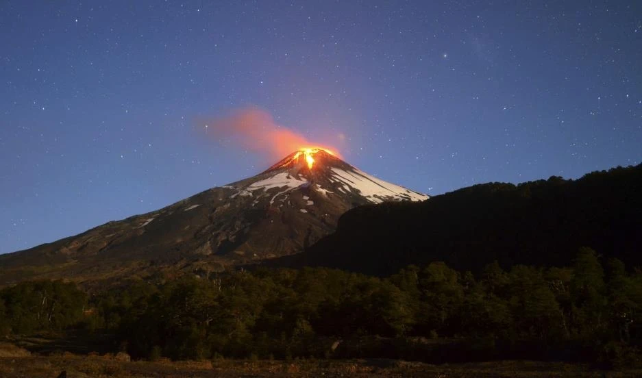 Núi lửa Villarrica phun trào năm 2015.(Nguồn: pri.org)