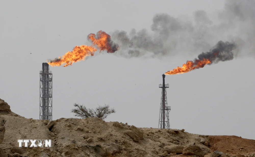 Một cơ sở khai thác dầu trên đảo Khark của Iran. (Ảnh: AFP/TTXVN)