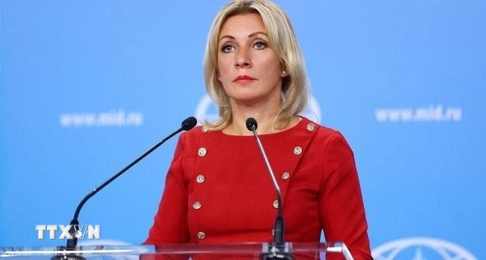 Người phát ngôn Bộ Ngoại giao Nga Maria Zakharova trong cuộc họp báo tại thủ đô Moskva. (Ảnh: IRNA/TTXVN)