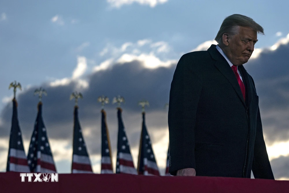 Tổng thống mãn nhiệm Donald Trump tại căn cứ không quân Andrews ở Maryland, Mỹ, ngày 20/1/2021. (Ảnh: AFP/TTXVN)