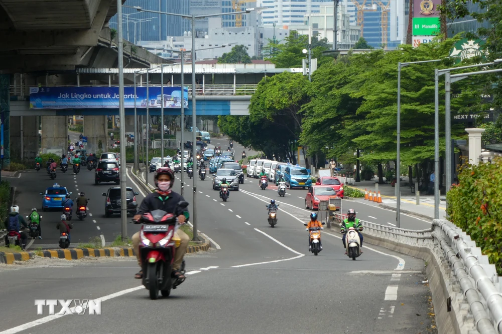 Một tuyến phố ở thủ đô Jakarta, Indonesia. (Ảnh: AFP/TTXVN)