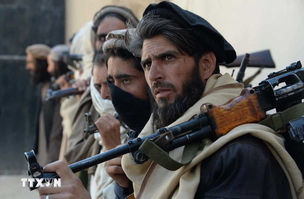 Các tay súng Taliban tại Jalalabad, Afghanistan. (Ảnh: AFP/TTXVN)