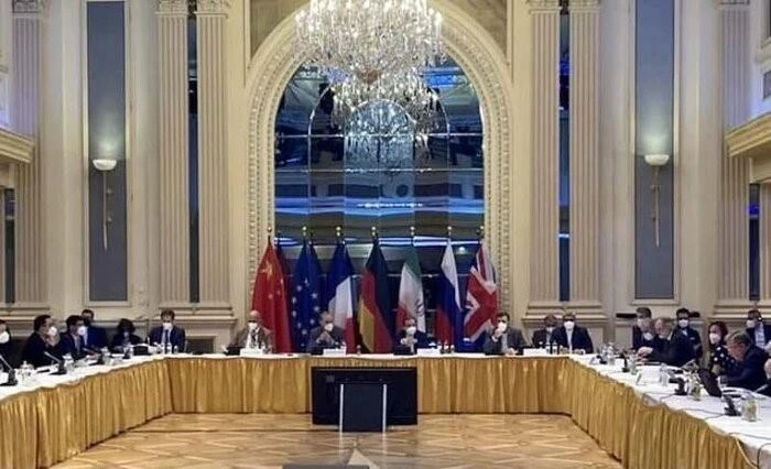 Các đại biểu tham dự vòng đàm phán thứ 6 về việc khôi phục thỏa thuận hạt nhân Iran tại thủ đô Vienna, Áo ngày 12/6/2021. (Ảnh: IRNA/TTXVN)