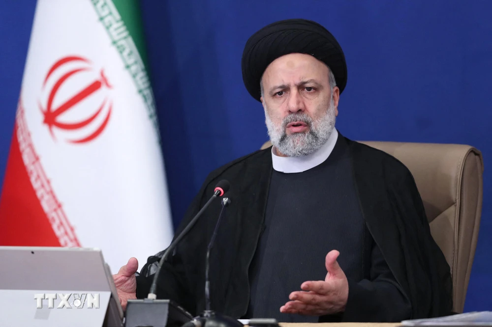 Tổng thống Iran Ebrahim Raisi phát biểu tại thủ đô Tehran ngày 26/8/2021. (Ảnh: AFP/TTXVN)