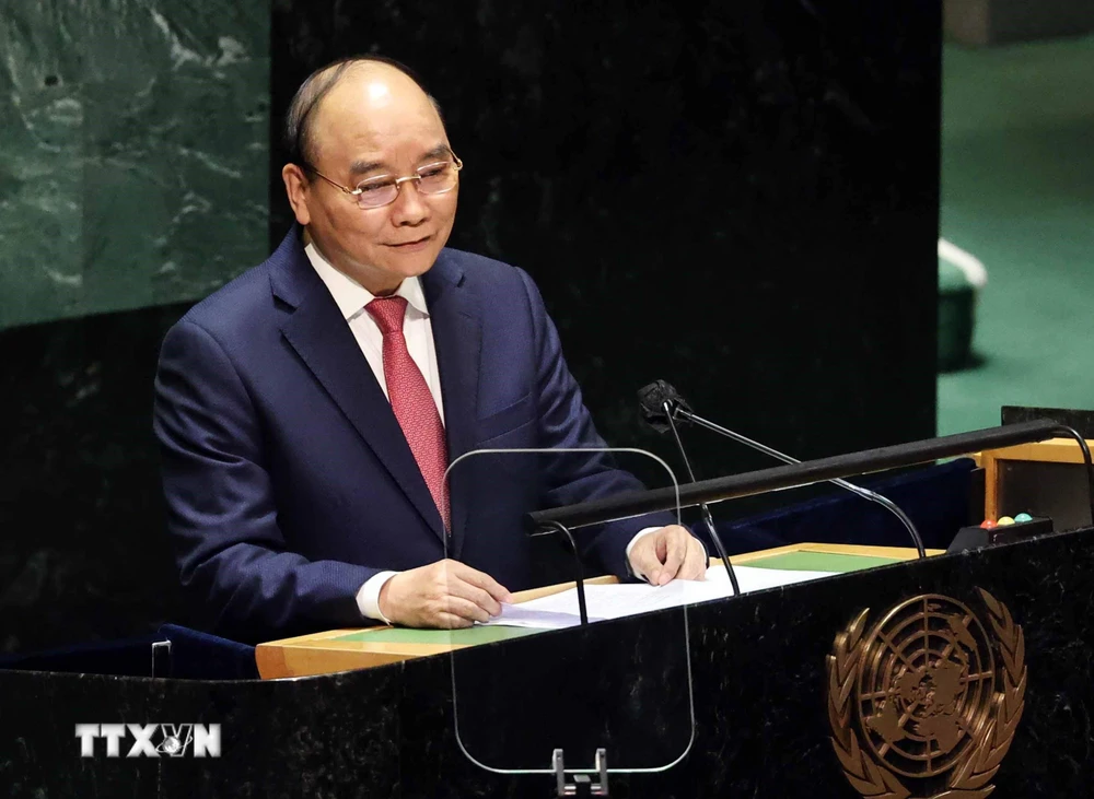 Chủ tịch nước Nguyễn Xuân Phúc phát biểu tại Phiên thảo luận Cấp cao Đại hội đồng Liên hợp quốc lần thứ 76. (Ảnh: Thống Nhất/TTXVN)