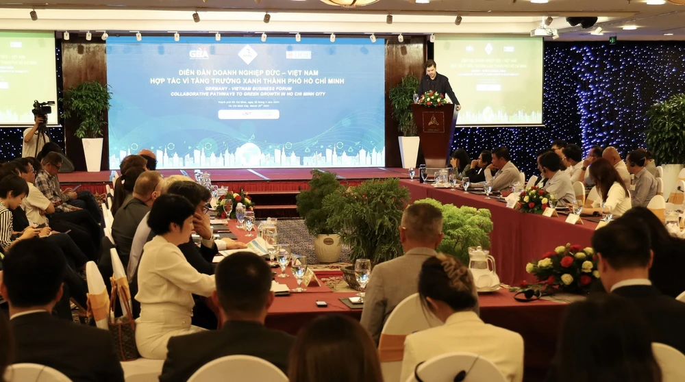 Diễn đàn doanh nghiệp Đức-Việt Nam “Hợp tác vì phát triển xanh Tp. Hồ Chí Minh”. (Ảnh: Xuân Anh/TTXVN)