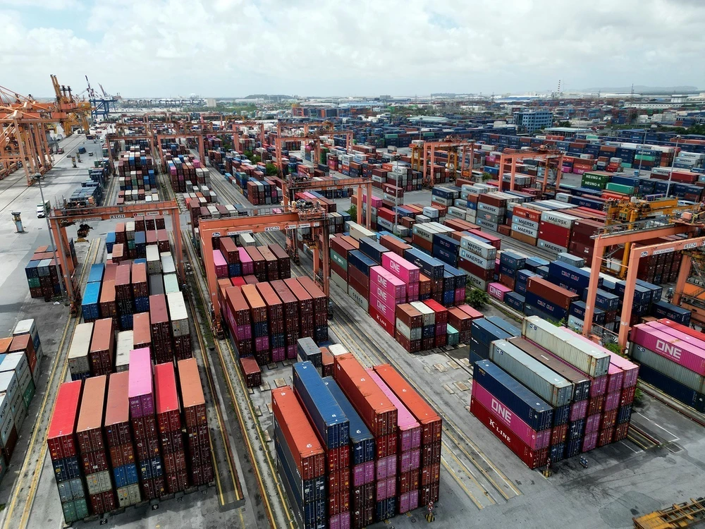 Kho bãi chứa container tại cảng Tân Vũ, Hải Phòng. (Ảnh: Tuấn Anh/TTXVN)