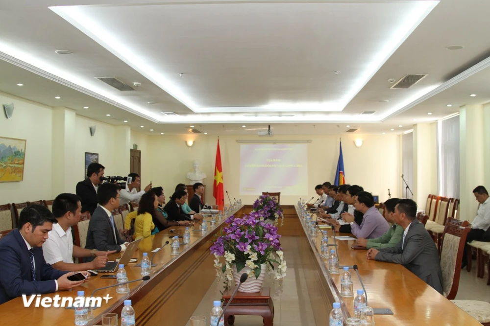 Quang cảnh buổi tọa đàm cơ hội kinh doanh ở Campuchia do Đại sứ quán Việt Nam tổ chức. (Ảnh: Trần Long/Vietnam+)