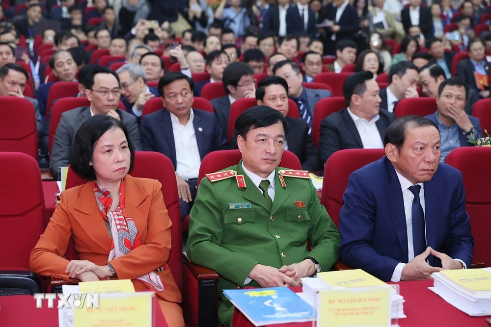 Các đại biểu dự Hội nghị triển khai nhiệm vụ năm 2024 của Bộ Thông tin và Truyền thông. (Ảnh: Dương Giang/TTXVN)