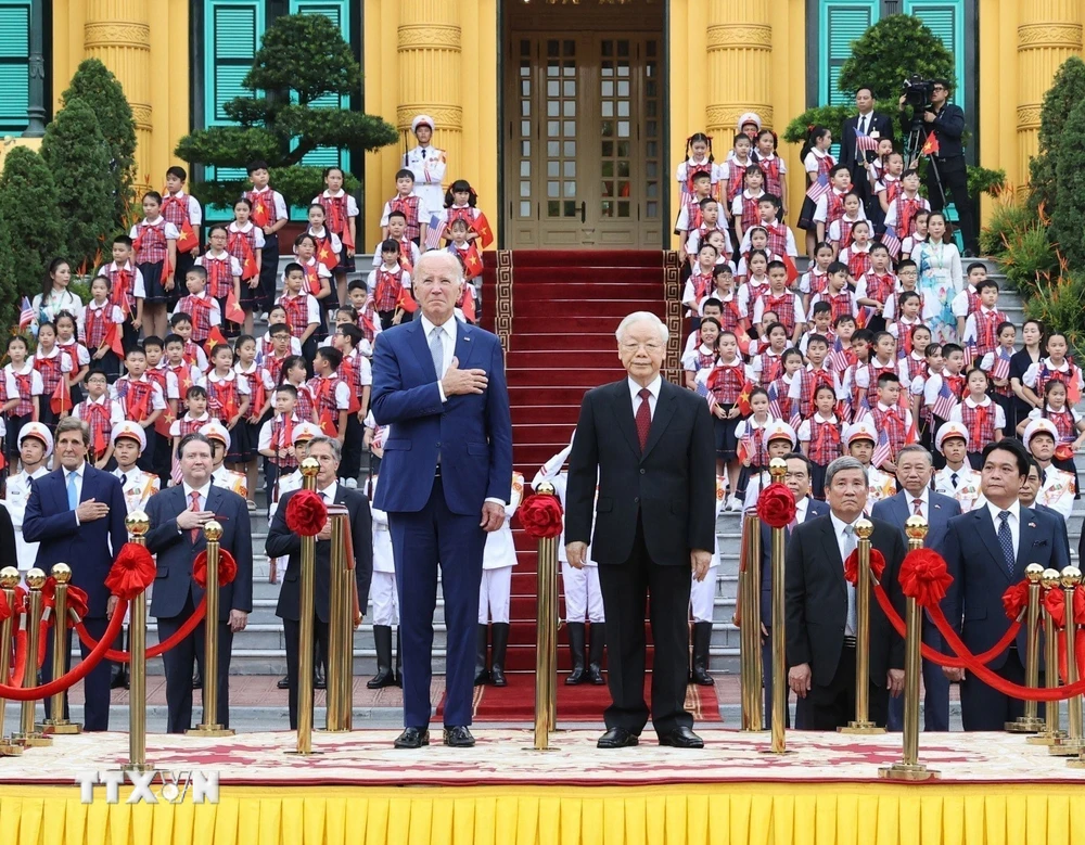 Tự hào và tin tưởng dưới lá cờ vẻ vang của Đảng, quyết tâm xây dựng một nước Việt Nam ngày càng giàu mạnh, văn minh, văn hiến và anh hùng- Ảnh 6.