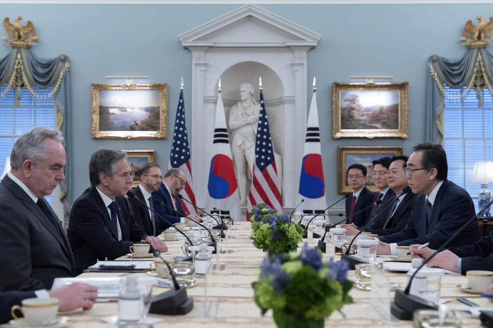 Ngoại trưởng Hàn Quốc Cho Tae-yul hội đàm với Ngoại trưởng Mỹ Antony Blinken. (Nguồn: AP/Yonhap)