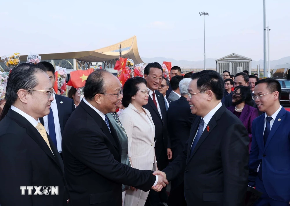 Chủ tịch Quốc hội kết thúc tốt đẹp chuyến thăm chính thức Trung Quốc- Ảnh 3.