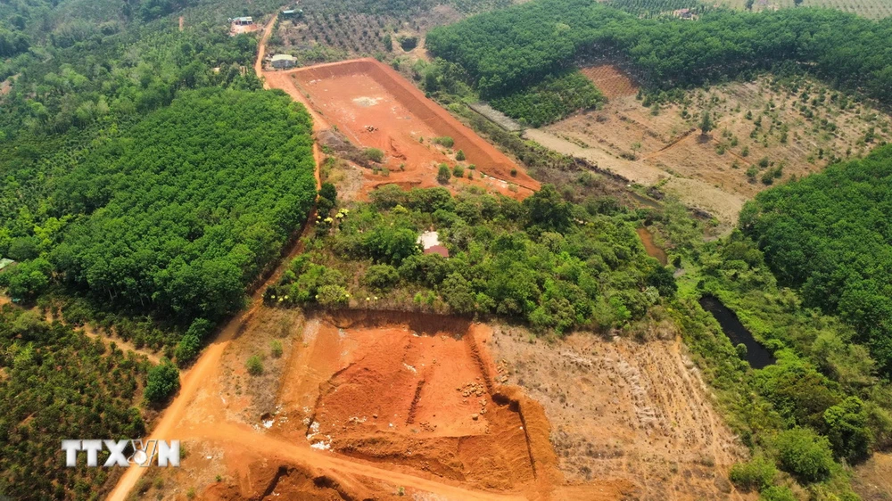 Toàn cảnh dự án bãi rác mới huyện Đắk R’lấp sau gần 3 năm khởi công xây dựng. (Ảnh: Hưng Thịnh/TTXVN)