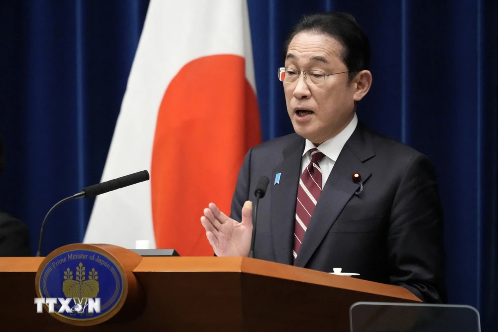 Thủ tướng Nhật Bản Fumio Kishida phát biểu tại cuộc họp báo ở Tokyo ngày 28/3/2024. (Ảnh: AFP/TTXVN)