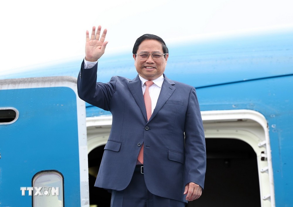 Thủ tướng Phạm Minh Chính rời Hà Nội, lên đường tham dự Diễn đàn Kinh tế thế giới và làm việc tại Trung Quốc. (Ảnh: Dương Giang/TTXVN)