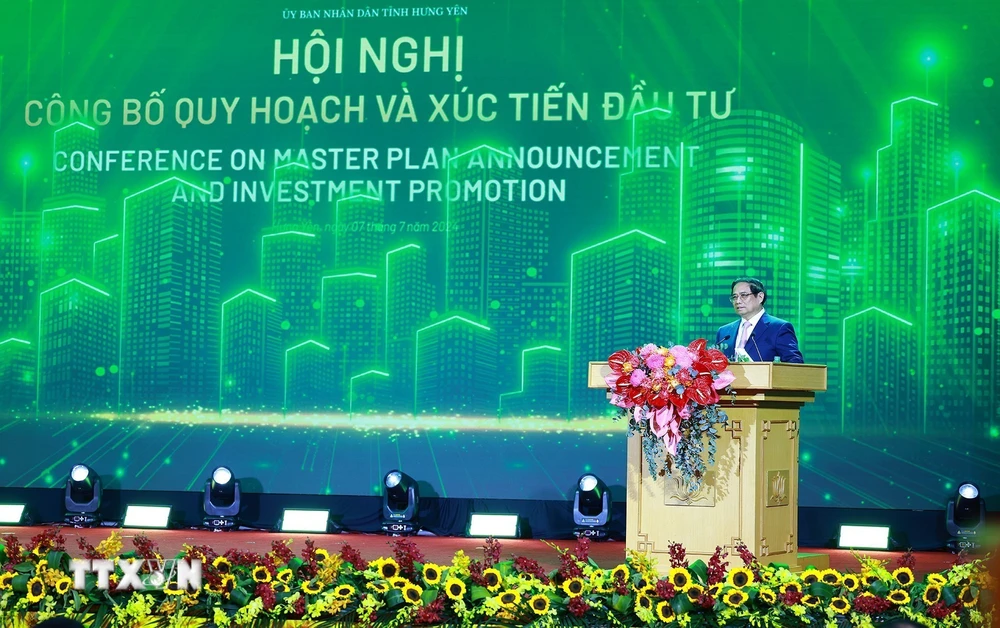 Thủ tướng Phạm Minh Chính phát biểu tại Hội nghị công bố Quy hoạch tỉnh Hưng Yên. (Ảnh: Dương Giang/TTXVN)