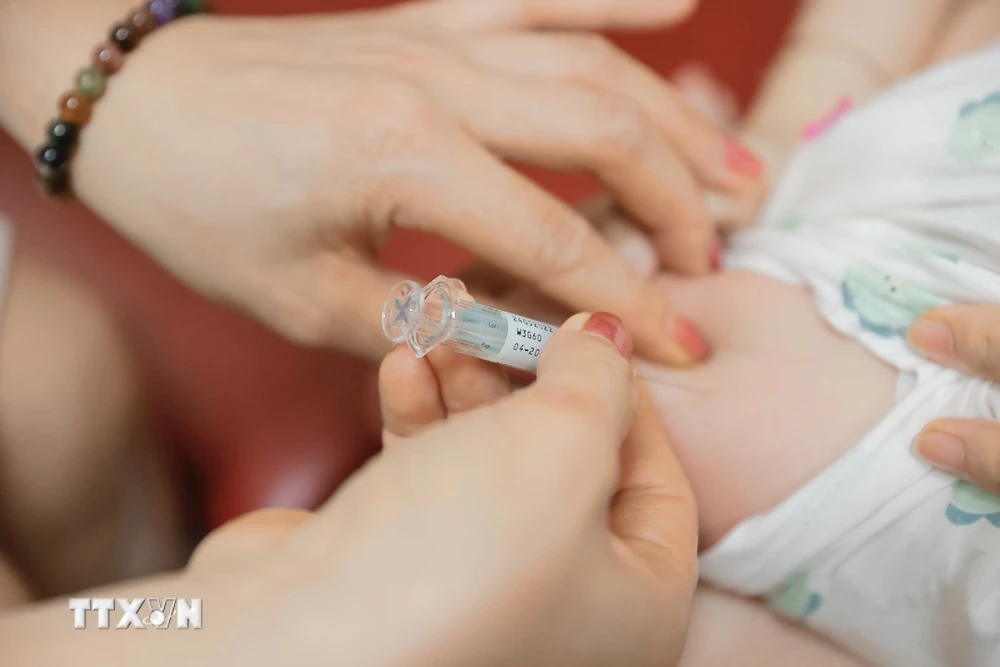 Bệnh bạch hầu có thể được phòng ngừa hiệu quả bằng việc tiêm vaccine đầy đủ và đúng lịch. (Nguồn: TTXVN)