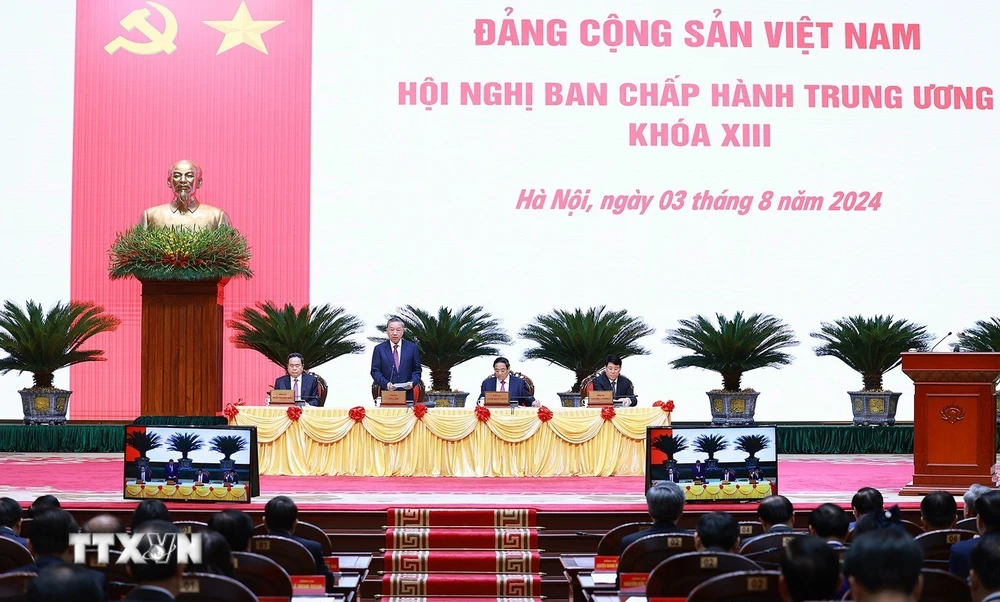 Quang cảnh phi&ecirc;n khai mạc Hội nghị Ban Chấp h&agrave;nh Trung ương kh&oacute;a XIII. (Ảnh: Dương Giang/TTXVN)