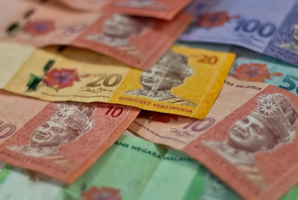 Đồng ringgit của Malaysia tại Kuala Lumpur. (AFP/TTXVN)