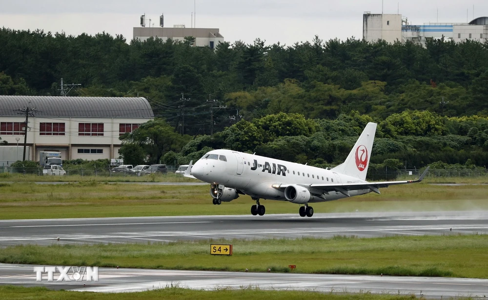 Máy bay cất cánh từ sân bay Miyazaki ở Tây Nam Nhật Bản ngày 3/10/2024. (Ảnh: Kyodo/TTXVN)