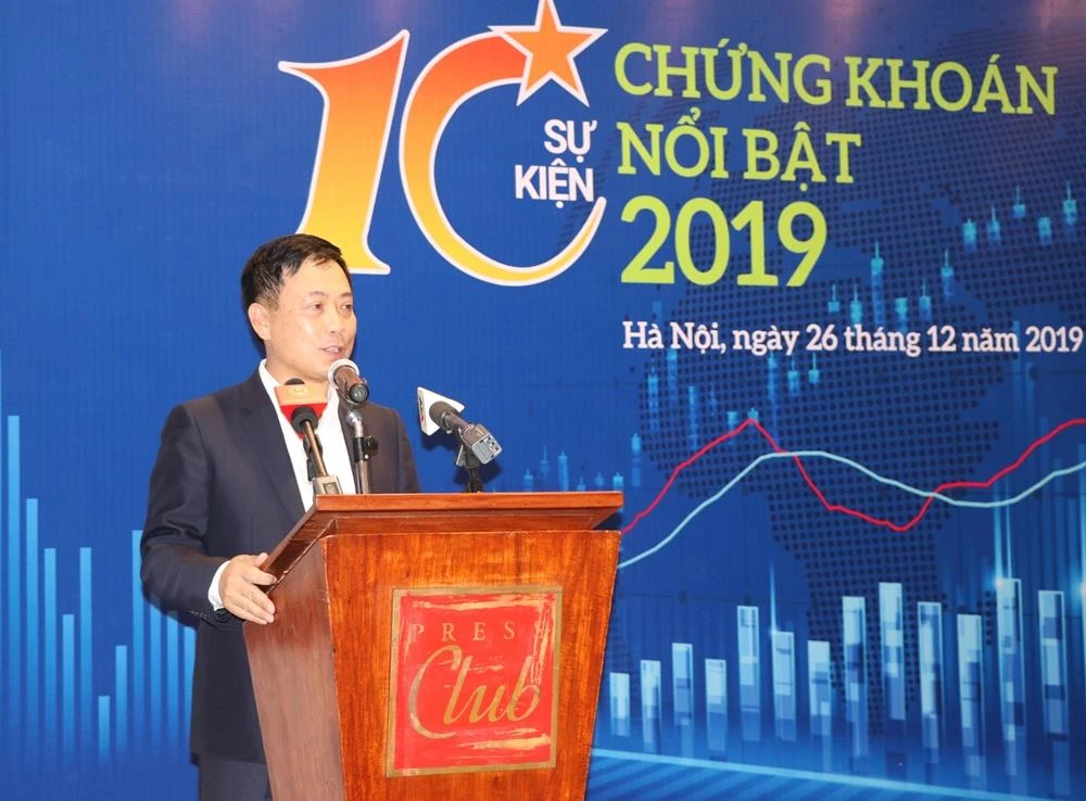 Ngày 26/12, Câu lạc bộ nhà báo chứng khoán tổ chức buổi họp báo công bố 10 sự kiện của ngành trong năm 2019. (Ảnh: PV/vietnam+)