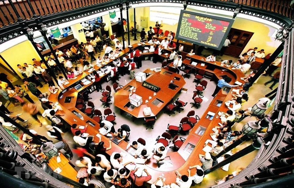 Hệ thống giao dịch trái phiếu doanh nghiệp riêng lẻ tại Sở Giao dịch Chứng khoán Hà Nội chính thức hoạt động từ ngày 19/7. (Ảnh: Vietnam+)