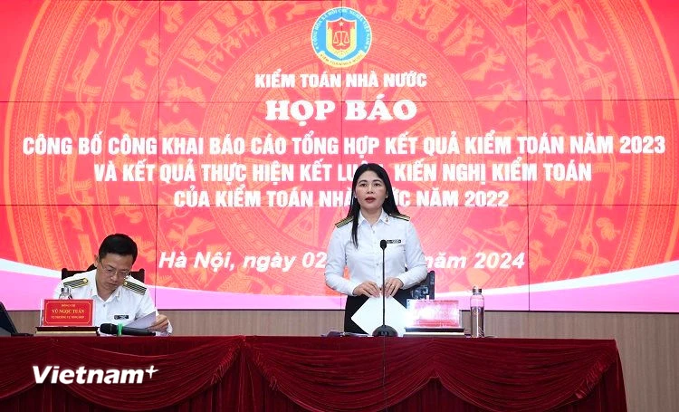 Họp báo công bố công khai Báo cáo tổng hợp kết quả kiểm toán năm 2023 và kết quả thực hiện kết luận, kiến nghị kiểm toán của KTNN năm 2022, ngày 2/7. (Ảnh: KTNN/Vietnam+)