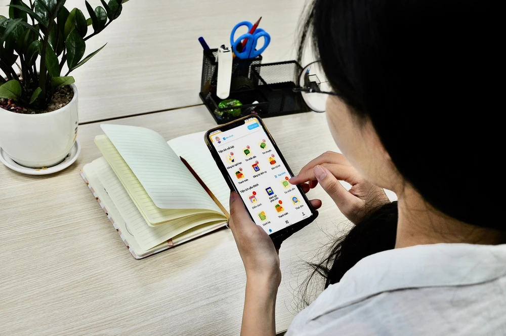 Ứng dụng vnEdu Connect đạt hơn 5 triệu lượt tải trên Google Play Store. (Ảnh: PV/Vietnam+)