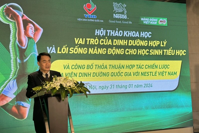 Phó giáo sư Trần Thanh Dương - Viện trưởng Viện Dinh dưỡng Quốc gia phát biểu tại hội thảo. (Ảnh: PV/Vietnam+)
