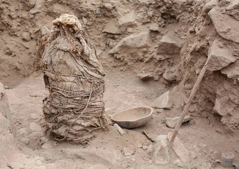 Xác ướp mới được khai quật. (Nguồn: Reuters)
