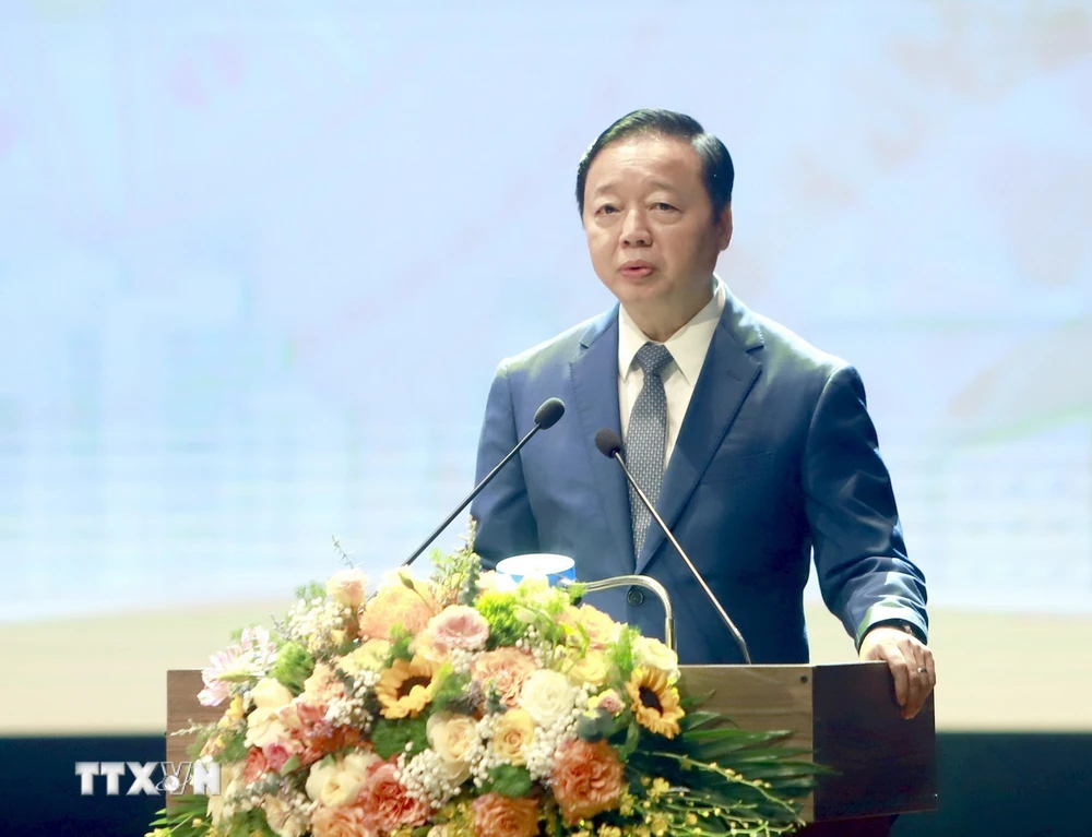 Phó Thủ tướng Chính phủ Trần Hồng Hà phát biểu chỉ đạo tại hội nghị. (Ảnh: Hoàng Hùng/TTXVN)