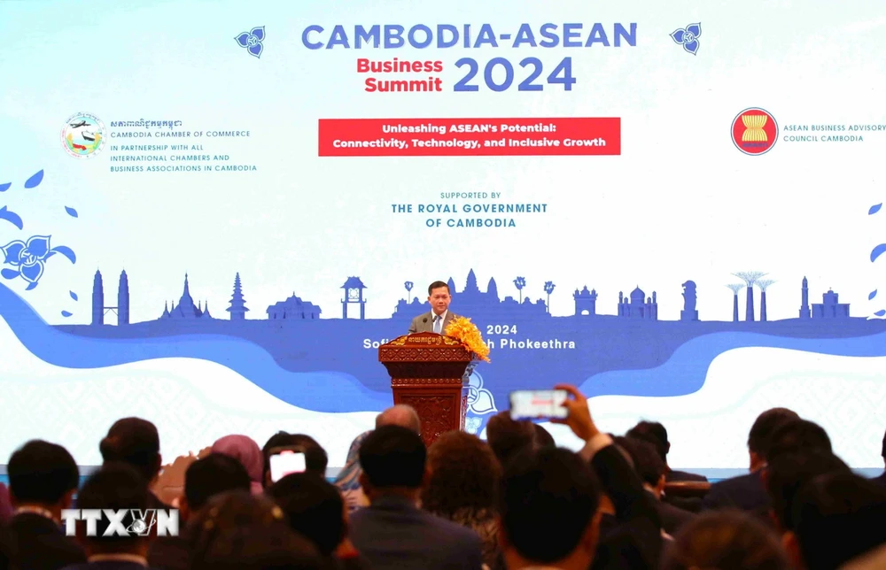 Thủ tướng Chính phủ Hoàng gia Campuchia Samdech Thipadei Hun Manet phát biểu tại hội nghị. (Ảnh: Huỳnh Thảo/TTXVN)