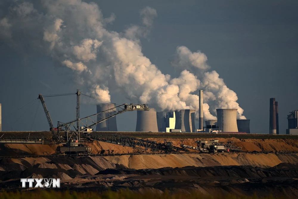 Một nhà máy điện than tại Garzweiler, Đức. (Ảnh: AFP/TTXVN)