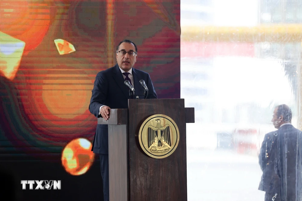 Thủ tướng Ai Cập Mostafa Madbouly phát biểu tại một sự kiện ở Cairo. (Ảnh: THX/TTXVN)