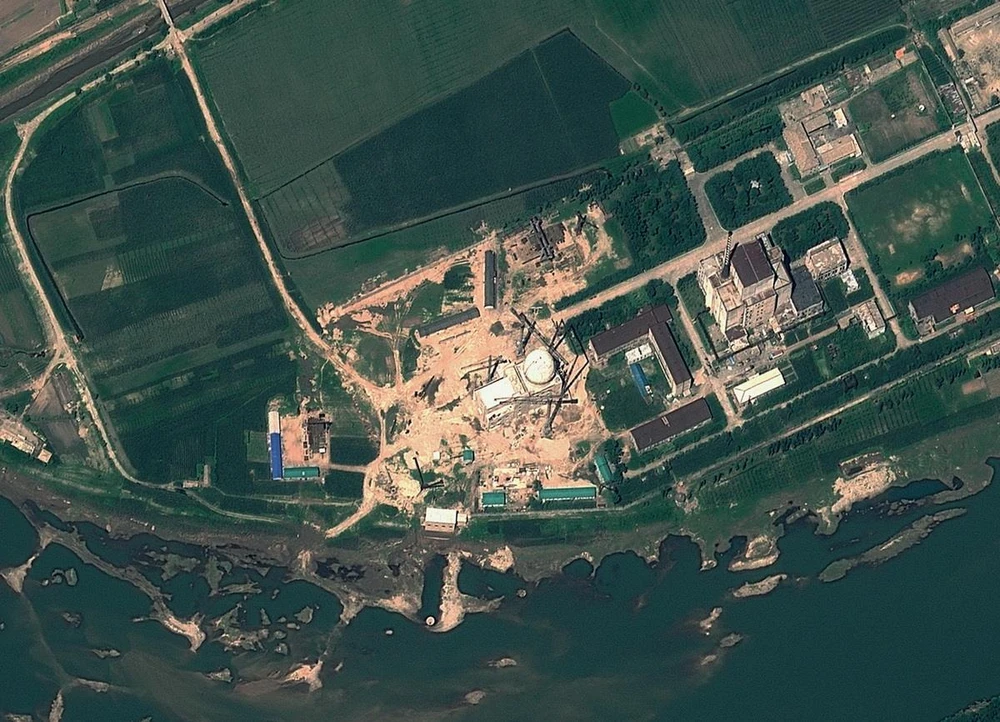 Hình ảnh vệ tinh chụp cơ sở hạt nhân Yongbyon, cách thủ đô Bình Nhưỡng của Triều Tiên 100km về phía bắc, ngày 22/8/2012. (Ảnh: AFP/ TTXVN)