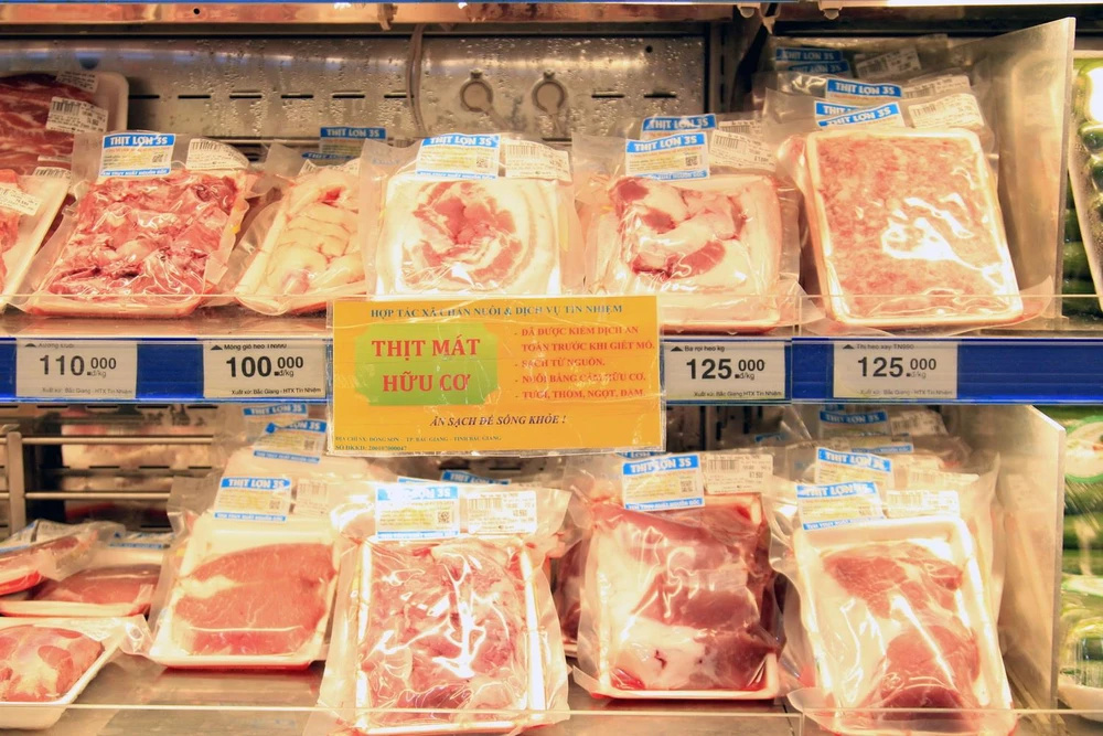 Nguồn thịt lợn bán tại hệ thống Saigon Co.op. (Ảnh: Quang Quyết/TTXVN)