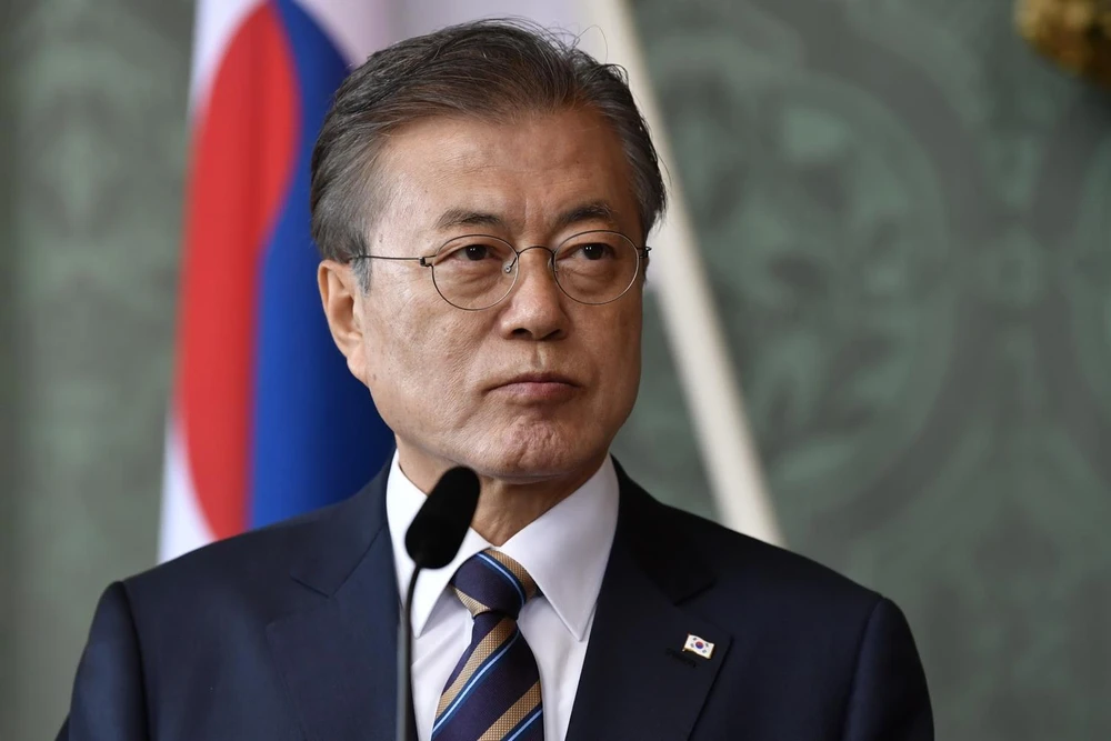 Trong ảnh: Tổng thống Hàn Quốc Moon Jae-in phát biểu tại Stockholm ngày 14/6. Ảnh: AFP/TTXVN