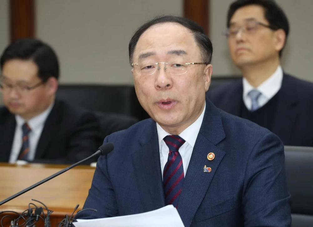 Bộ trưởng Kế hoạch và Tài chính Hàn Quốc Hong Nam-ki. (Ảnh: Yonhap/TTXVN)